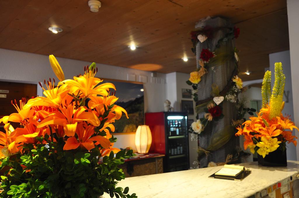 Poschiavo Suisse Hotel & Traditional Fondue Stube 外观 照片