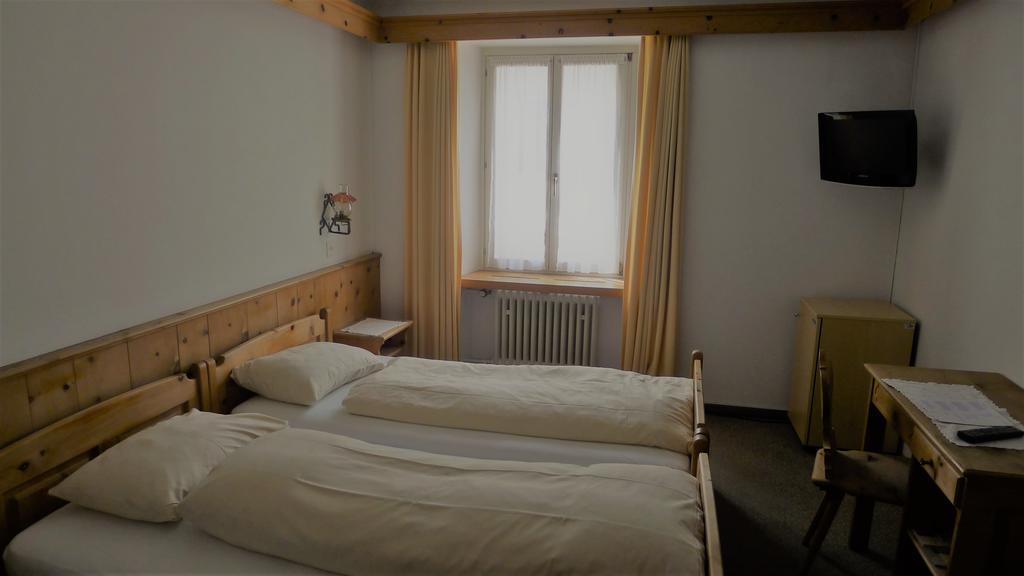 Poschiavo Suisse Hotel & Traditional Fondue Stube 客房 照片