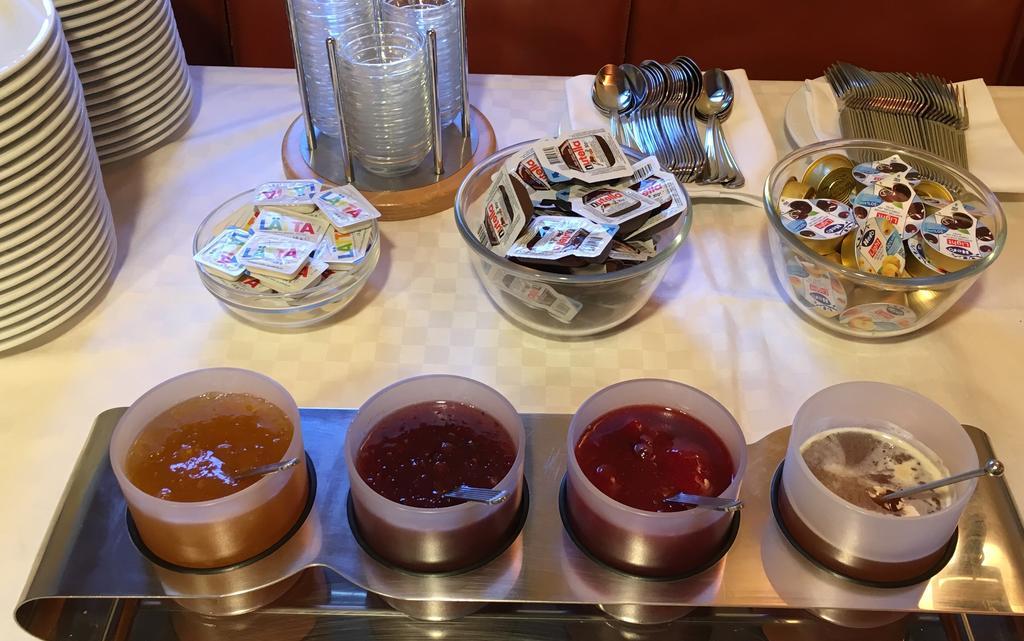 Poschiavo Suisse Hotel & Traditional Fondue Stube 外观 照片