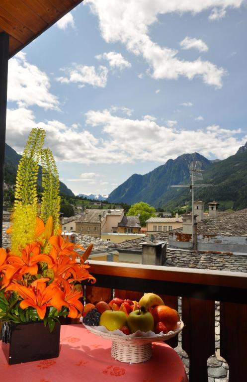Poschiavo Suisse Hotel & Traditional Fondue Stube 客房 照片