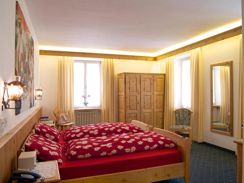 Poschiavo Suisse Hotel & Traditional Fondue Stube 客房 照片